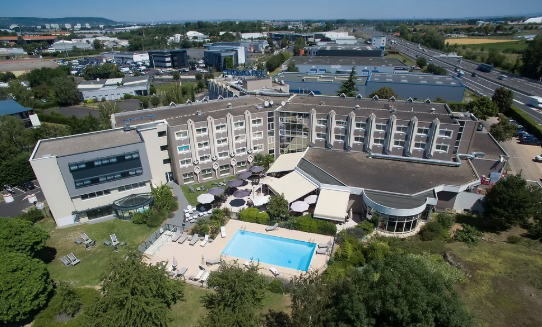 Novotel Clermont-Ferrand, hôtel accessible PMR centre